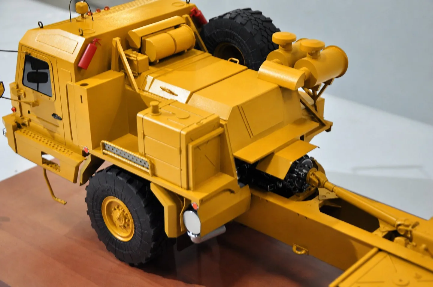 BAZ Off-Road Tractor: Equipment and construction